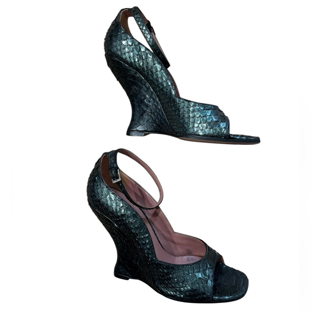 Alaia Python peep toe heels Sz. 38